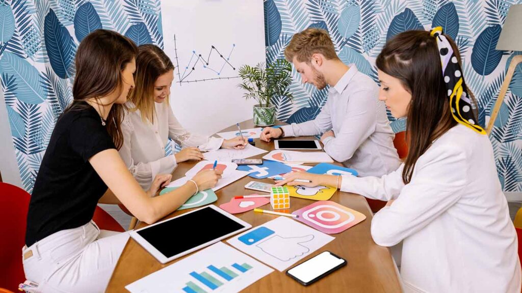 What Makes The Perfect Balance Between Web Design Web Development And SEO Strategy Today on ezguestpost
